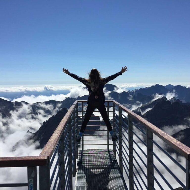 La logoterapia se centra en los aspectos más existenciales del ser humano.